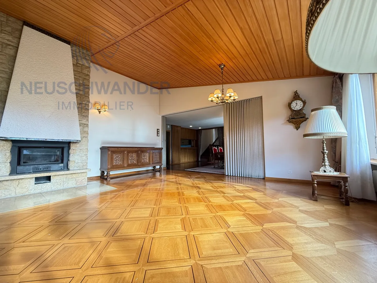 High potential for this villa with a plot of 2,962 m² - Photo 19 of 32