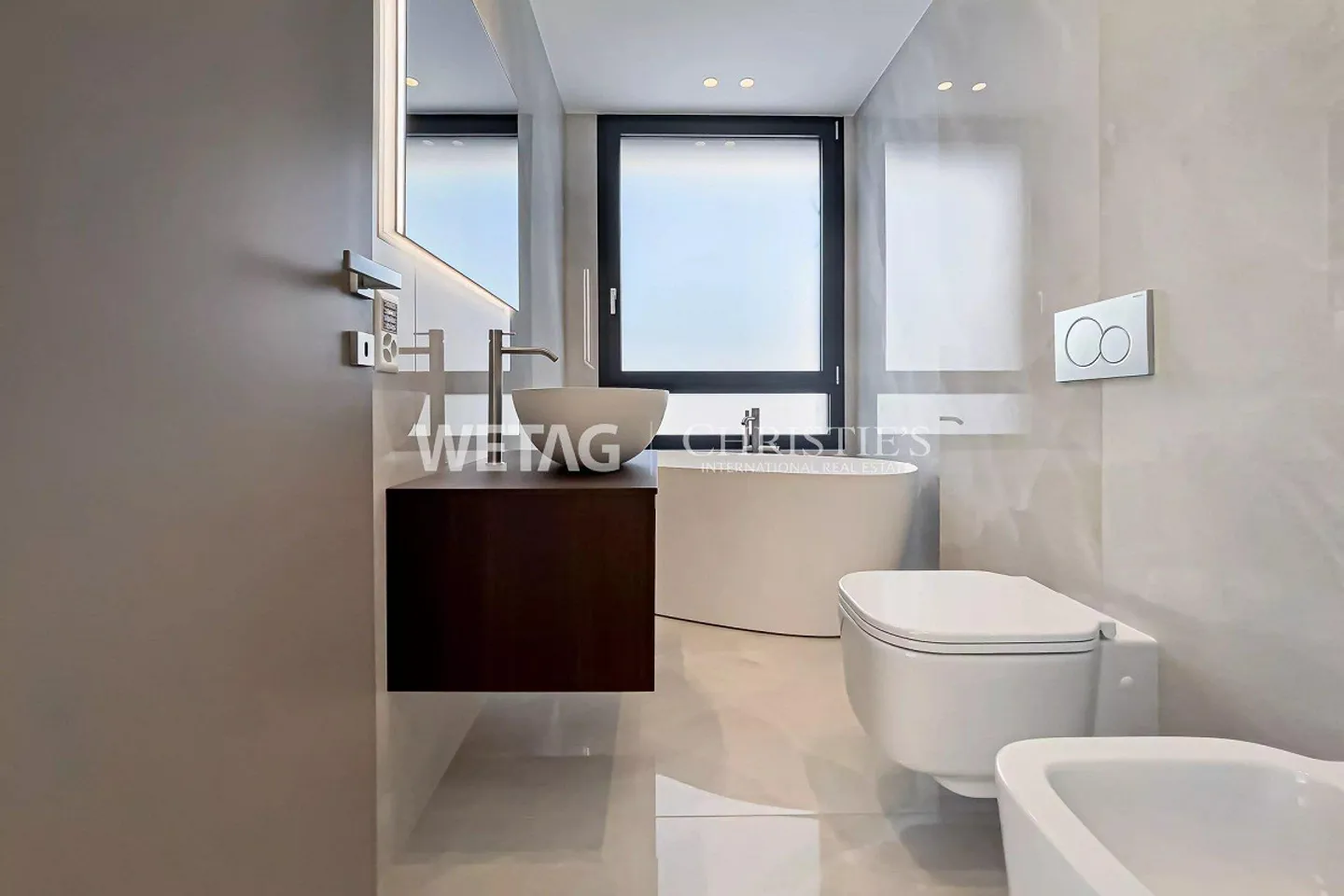 Luxueux appartement duplex de 5,5 pièces avec vue sur le lac Majeur à Ascona à vendre - Photo 8 sur 11