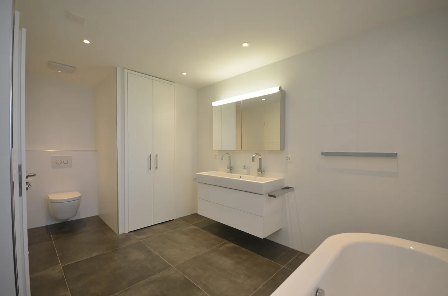 Luxurious 4.5 furnished apartment with large balcony, in secondary residence - Photo 4 of 8
