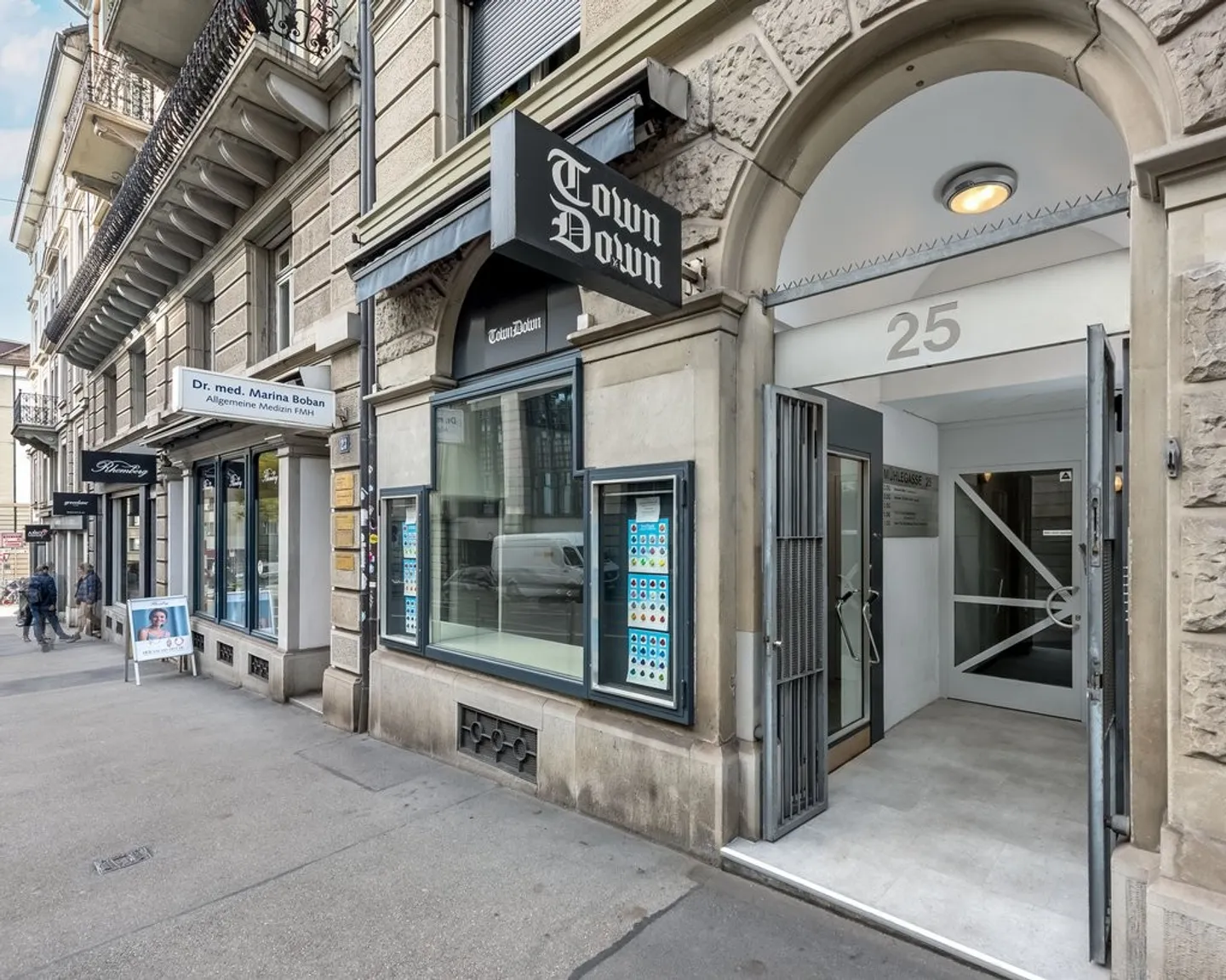 Sell and Work in a Central Location in the Old Town - Photo 1 of 11