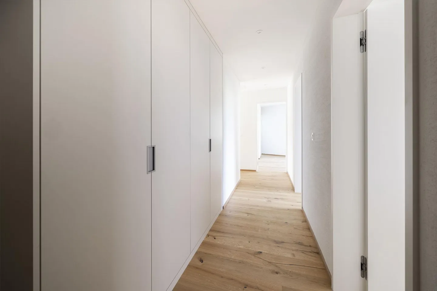 ***Prima occupazione nuova soleggiata esclusiva*** Appartamento 4 1/2 locali a Domat/Ems*** - Foto 11 di 13