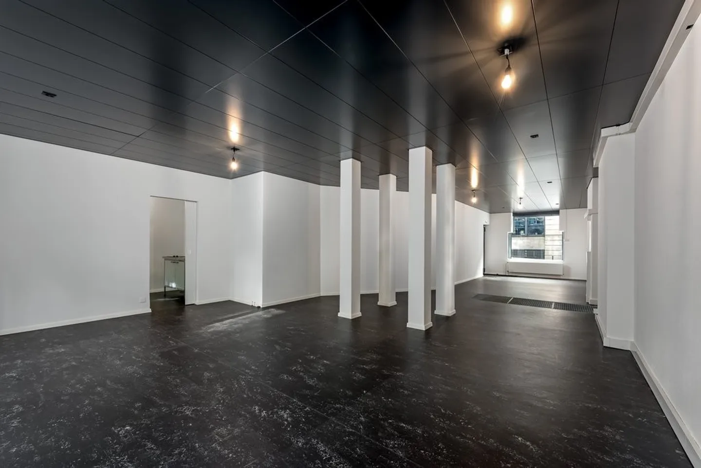 Sell and Work in a Central Location in the Old Town - Photo 6 of 11