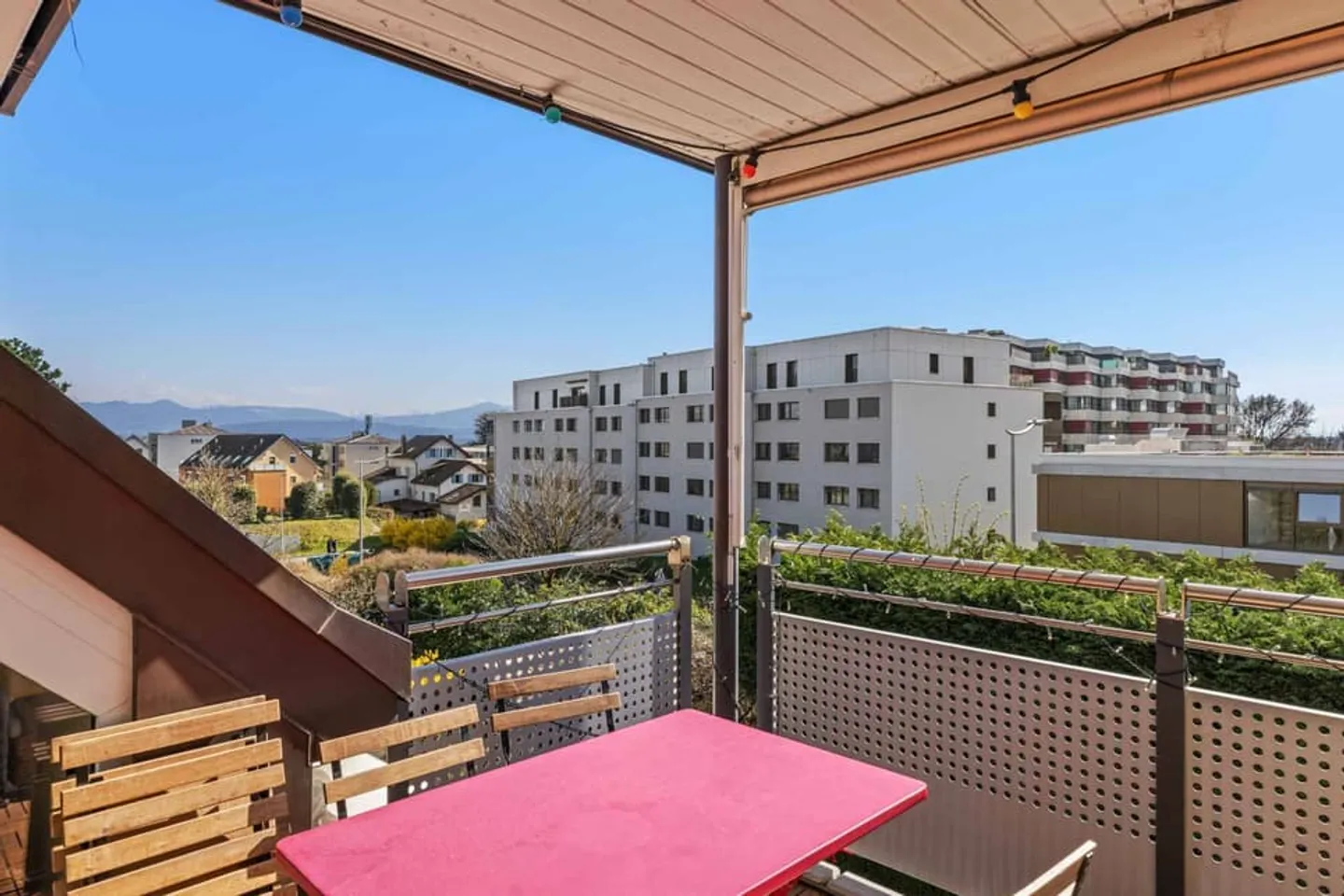 Helles Penthouse-Duplex im Zentrum von Gland - ideal für das Familienleben - Foto 6 von 13