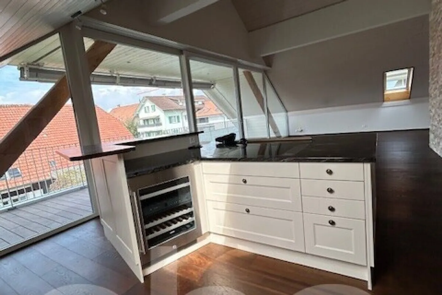 Appartement penthouse exclusif avec vue à Kerzers - Photo 4 sur 10