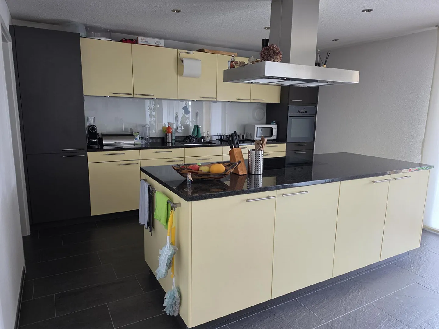 Appartement moderne avec espace de jardin - Photo 3 sur 5