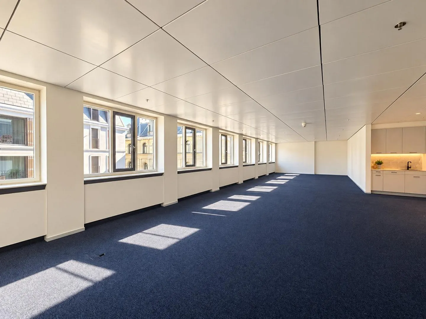 Bezugsfertige Bürofläche - Foto 2 von 6