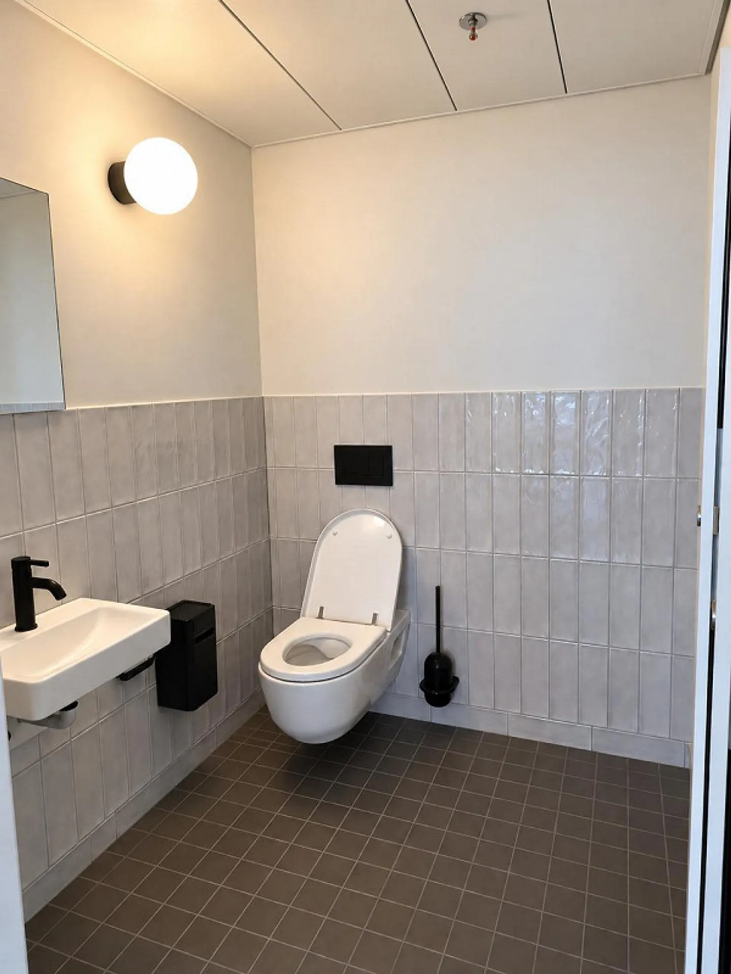 Bezugsfertige Bürofläche - Foto 4 von 6