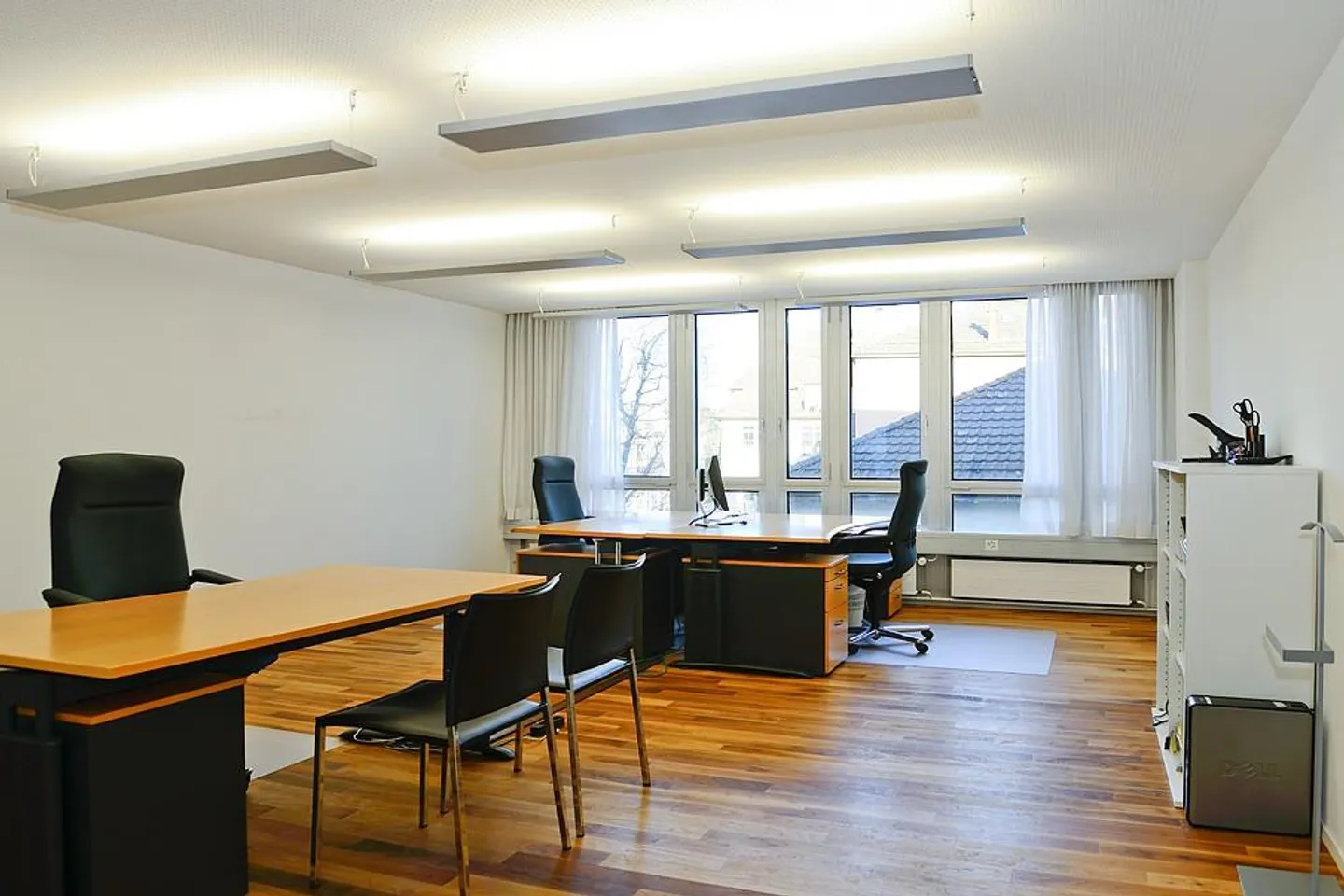 Popular Zurich Seefeld: 262 m2 office space near the lake - Photo 3 of 7