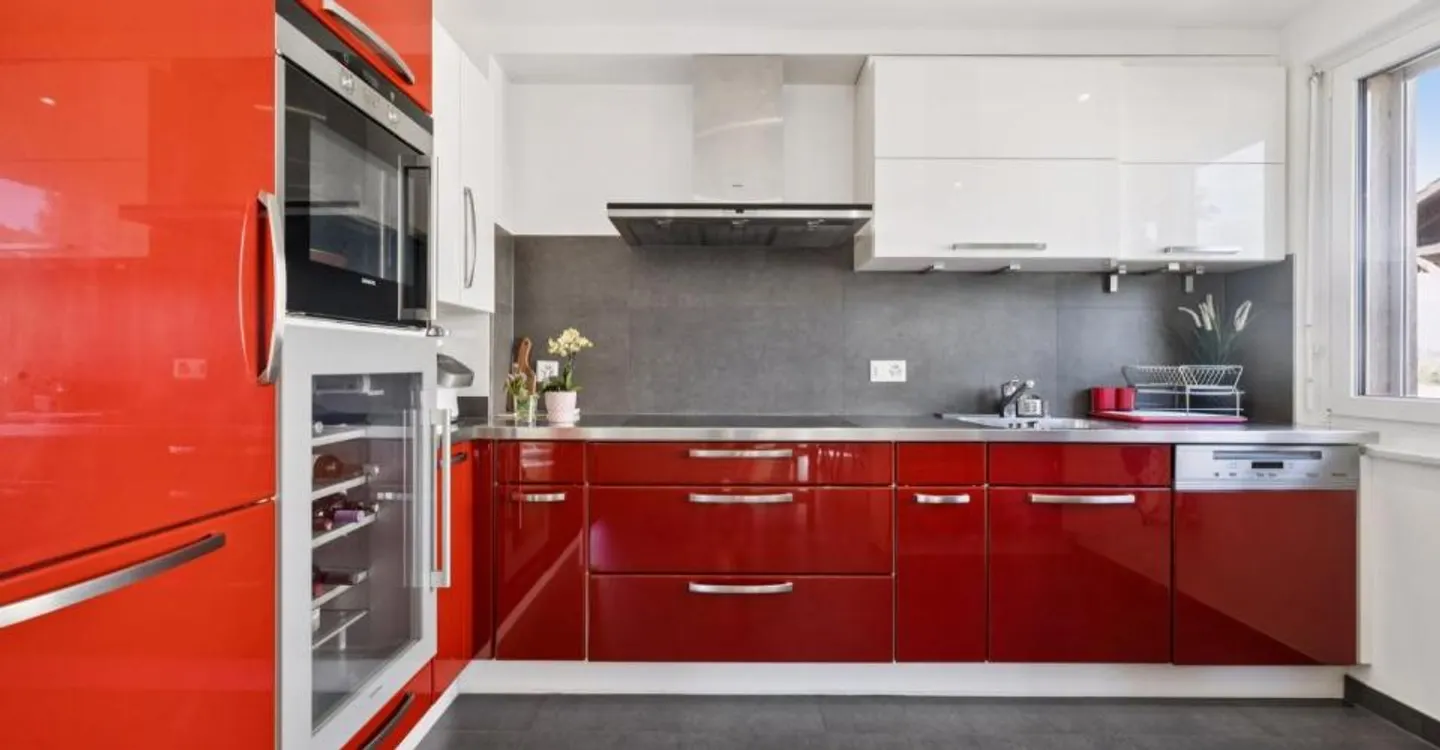 Elegant duplex apartment with 4.5 rooms in a private environment - Photo 2 of 13