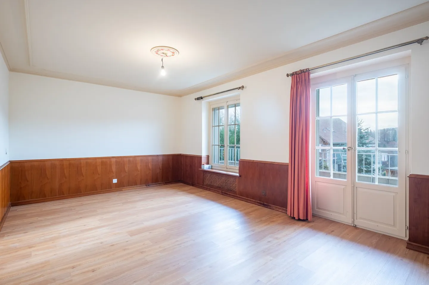 Appartamento maestoso di 6,5 stanze con giardino, terrazza e vista sulle montagne - Foto 13 di 30