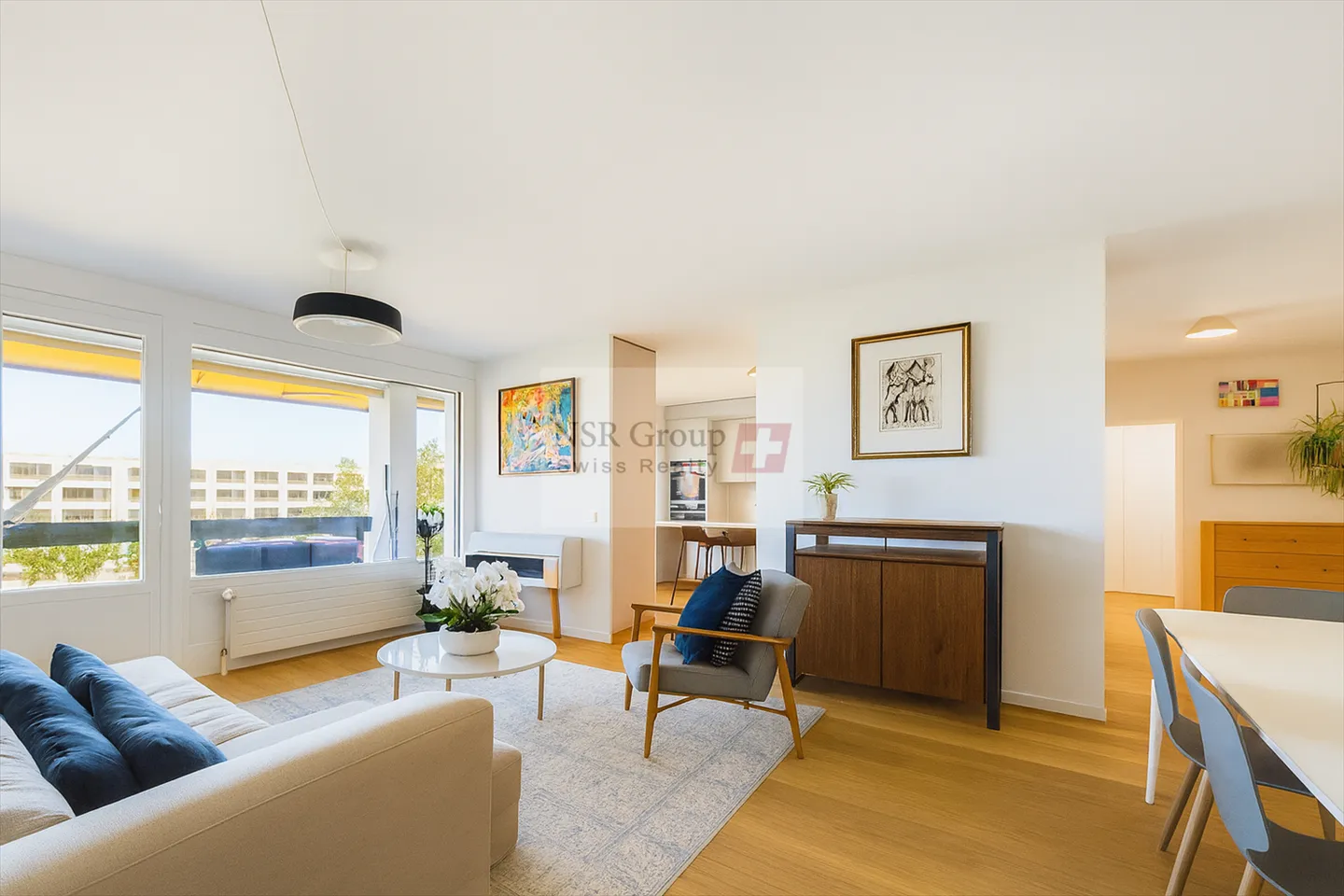 Appartamento ristrutturato di lusso con vista sul lago e sul Monte Bianco - Foto 2 di 9