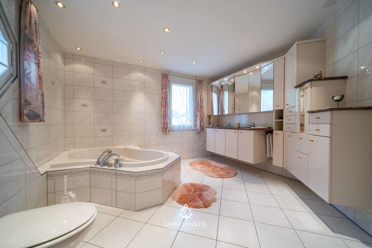 Charmantes Familienhaus mit Garten - Foto 6 von 13