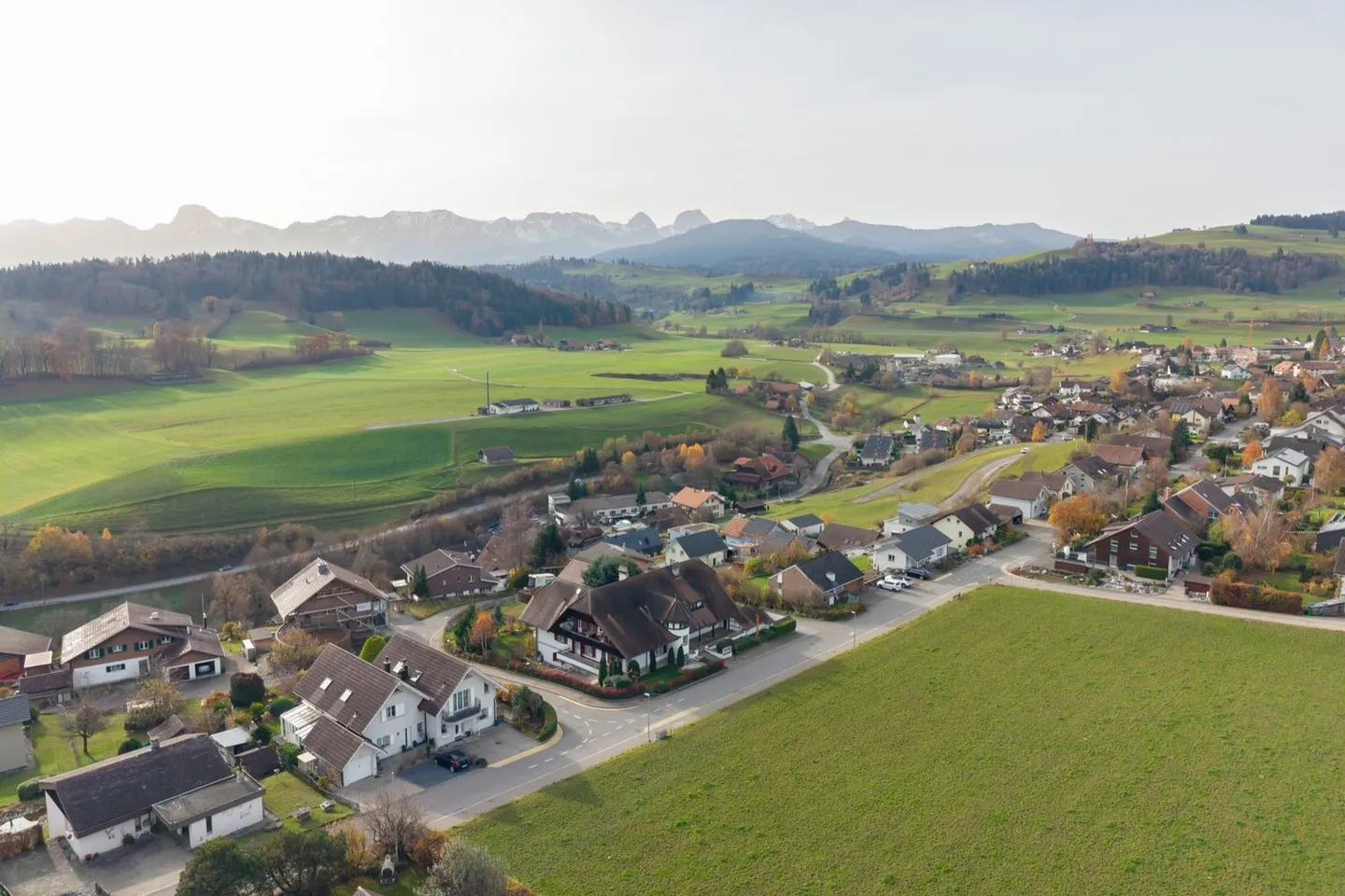 Appartamento maestoso di 6,5 stanze con giardino, terrazza e vista sulle montagne - Foto 25 di 30