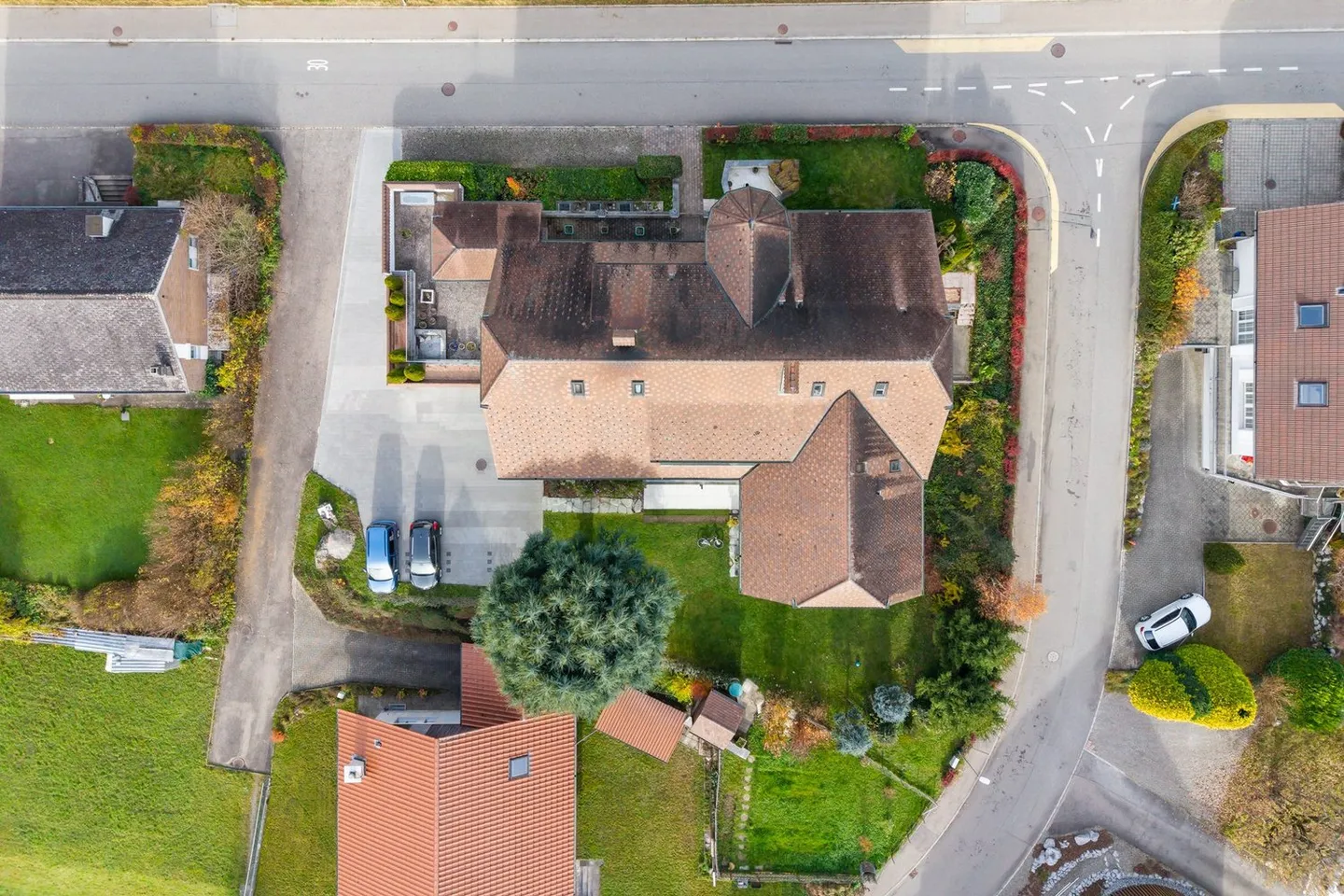 Appartamento maestoso di 6,5 stanze con giardino, terrazza e vista sulle montagne - Foto 26 di 30