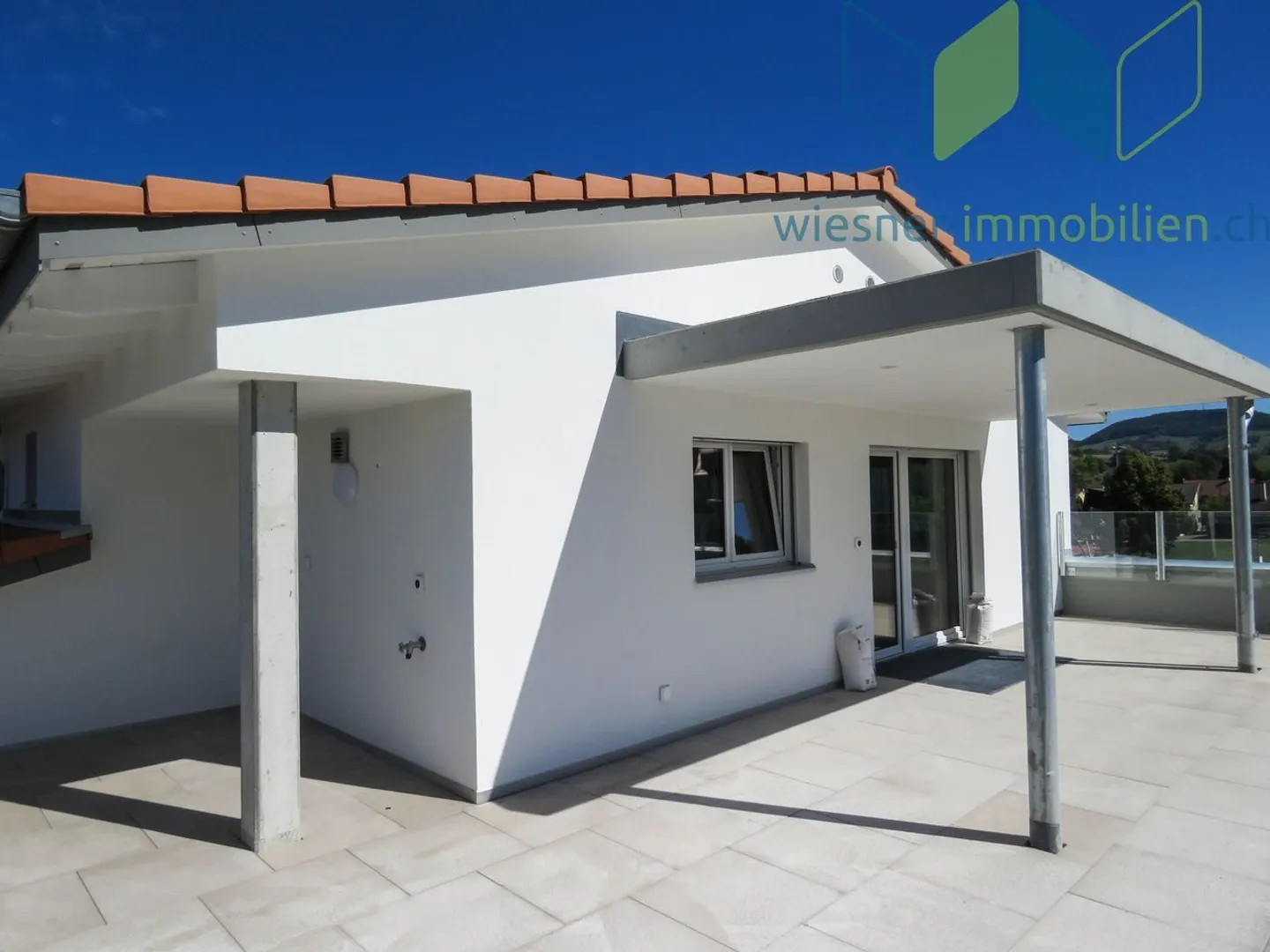 Appartamento Attico 3½ locali con grande terrazza sul tetto - Foto 3 di 11