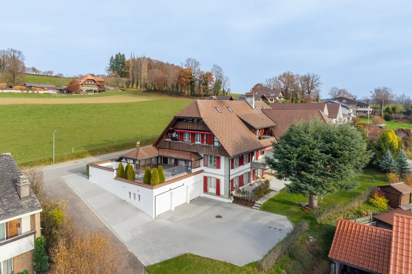 Appartamento maestoso di 6,5 stanze con giardino, terrazza e vista sulle montagne - Foto 27 di 30