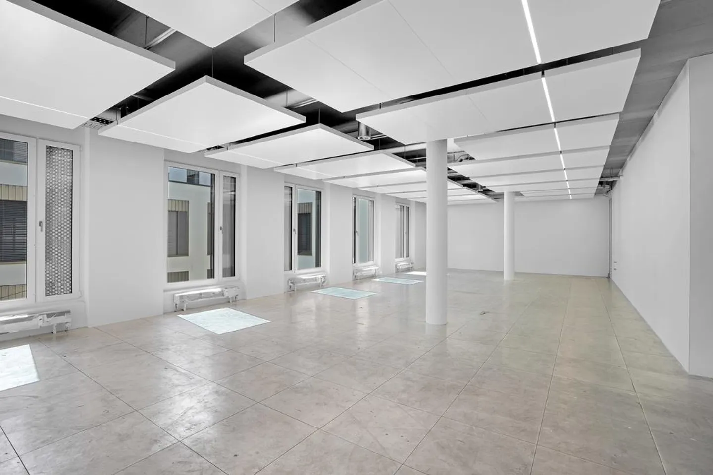 Your new office in the heart of Altstätten - modern, bright, central! - Photo 5 of 12