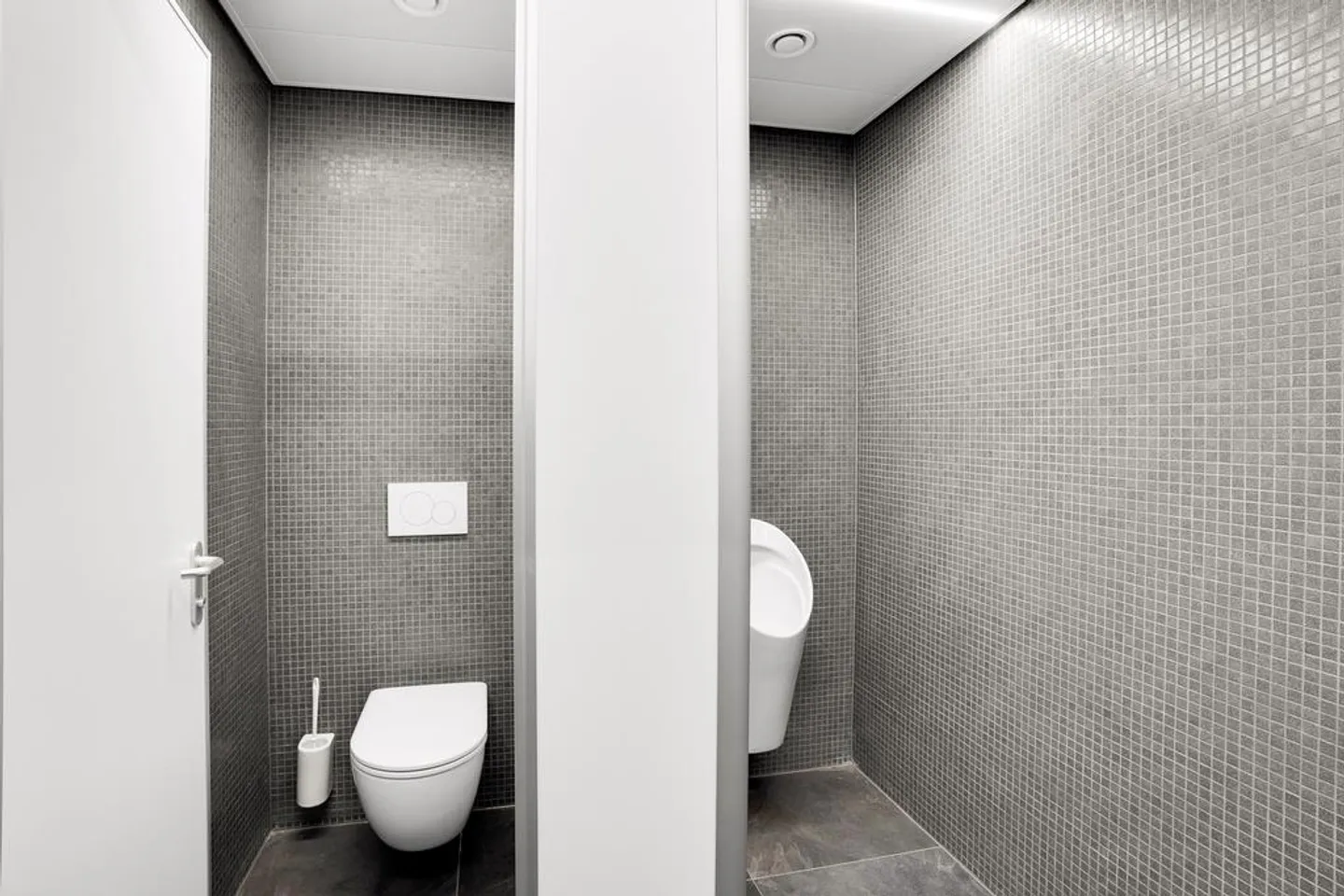 Your new office in the heart of Altstätten - modern, bright, central! - Photo 11 of 12