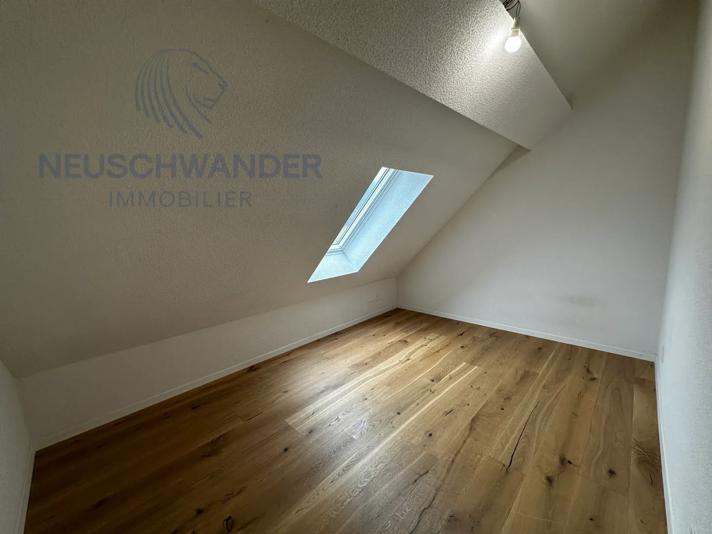 Light, calm and comfort. Your new home awaits! - Photo 10 of 10