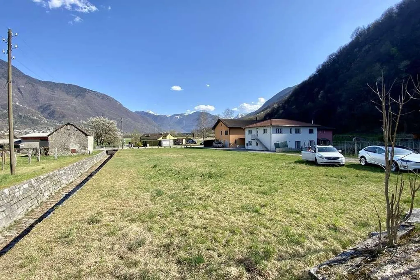 Building land of 1340m2 with beautiful view - Photo 4 of 7