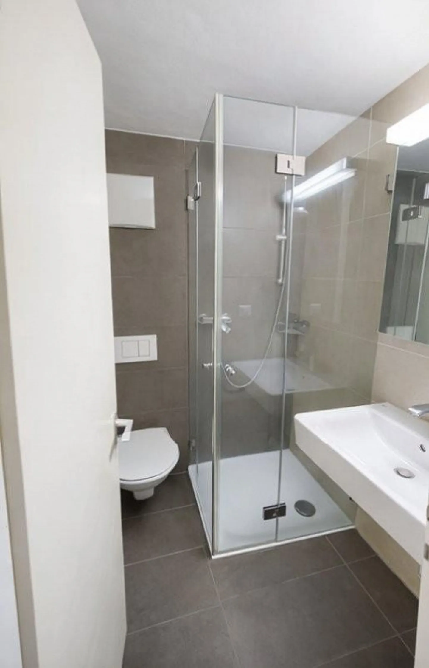 Appartement lumineux de 1,5 pièce avec cuisine moderne à Bâle - Photo 6 sur 6