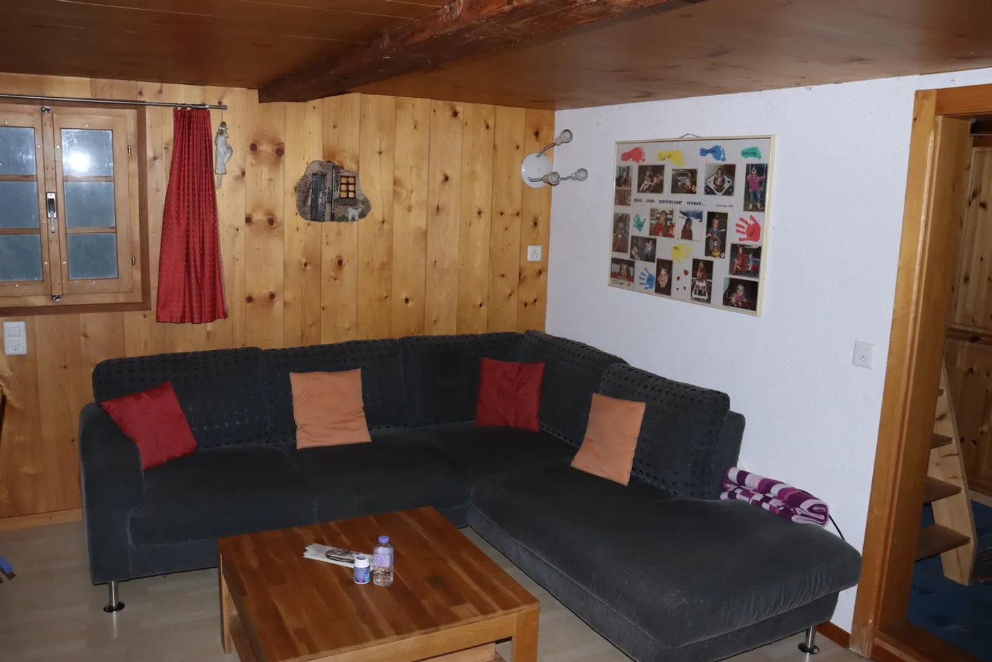 Alpines Chalet mit 4.5 Zimmern, Terrasse & Parkplätzen in Martisberg! - Foto 2 von 20