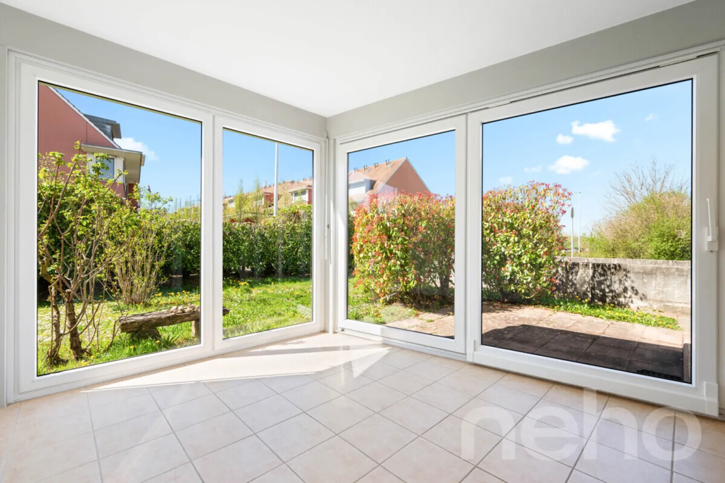 Spacious 5-room semi-detached family house in a preferred residential area - Photo 5 of 12