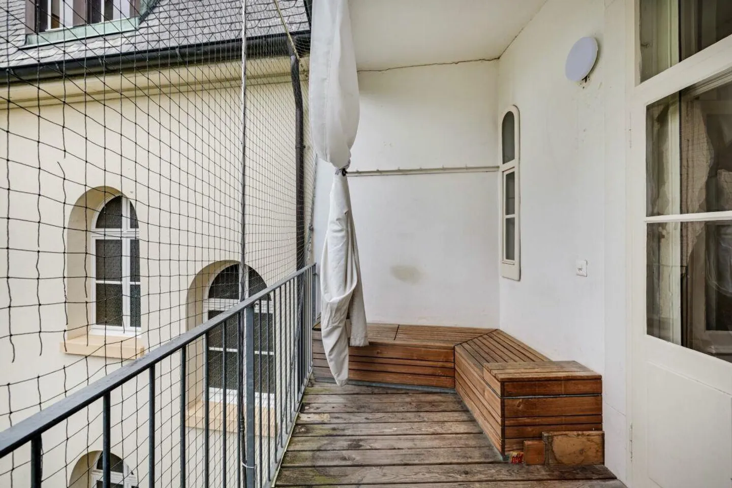 Charmante Altbauwohnung mit Balkon - Foto 9 von 15