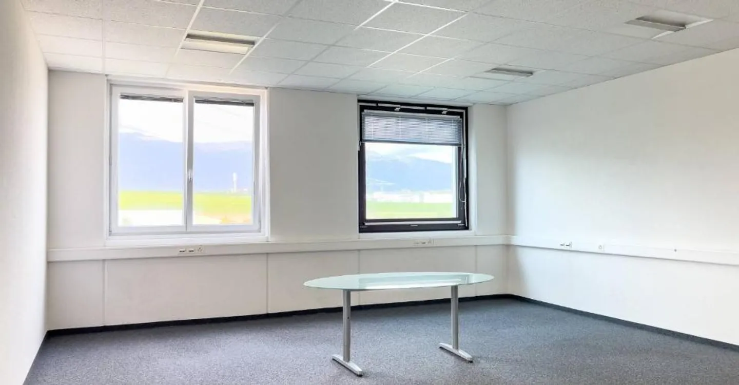 Bureau spacieux à Satigny - Photo 6 sur 6
