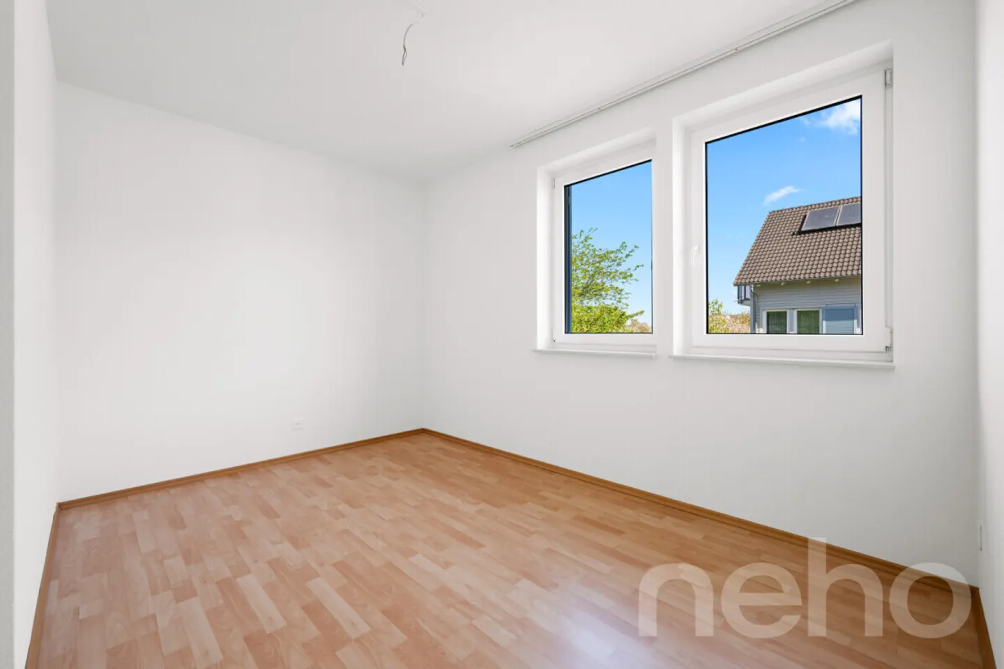 Spacious 5-room semi-detached family house in a preferred residential area - Photo 9 of 12