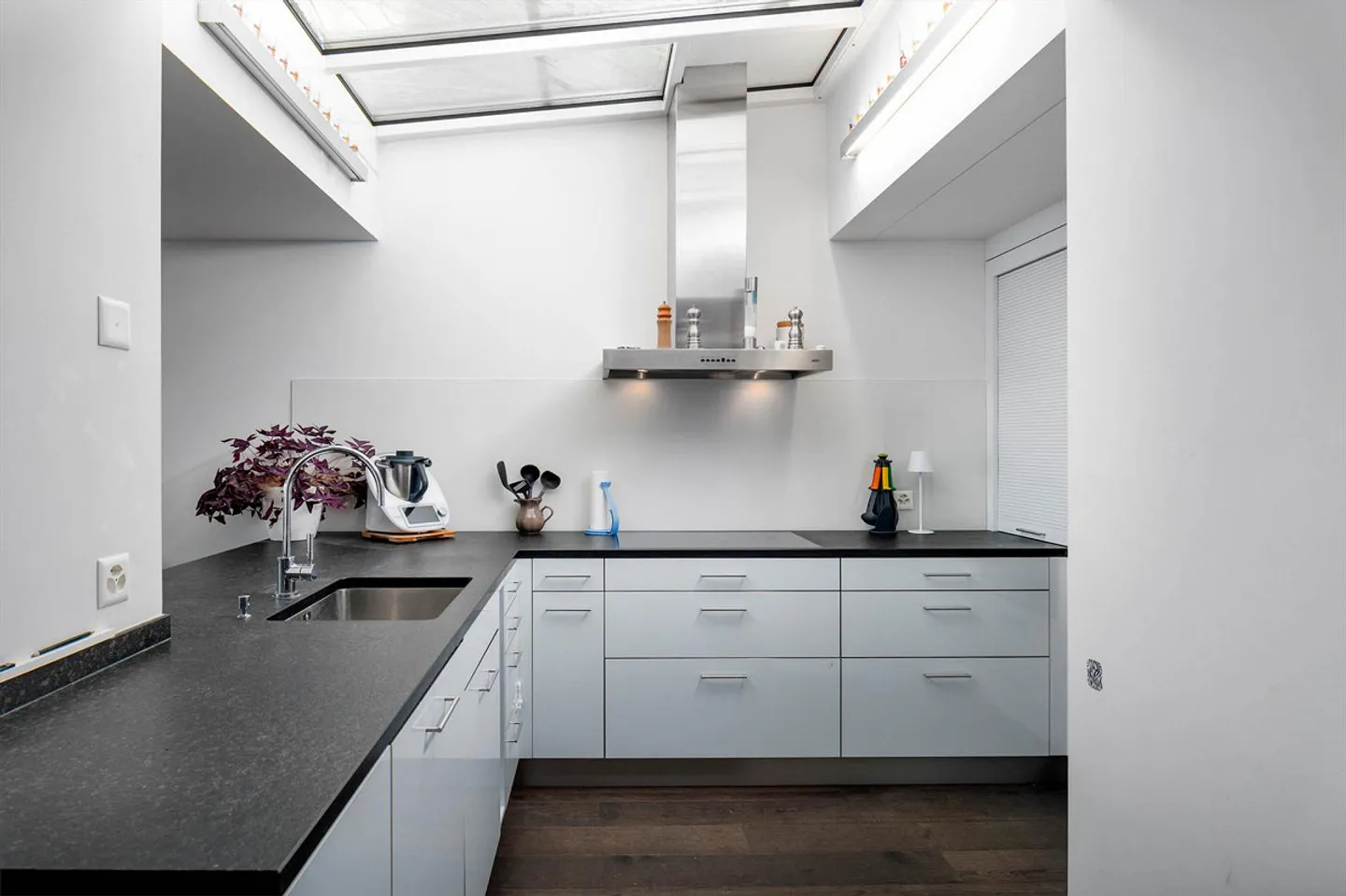 Casa con vista e qualità della vita che ispira! - Foto 1 di 15