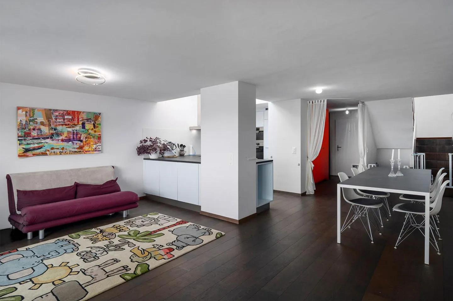 Casa con vista e qualità della vita che ispira! - Foto 3 di 15
