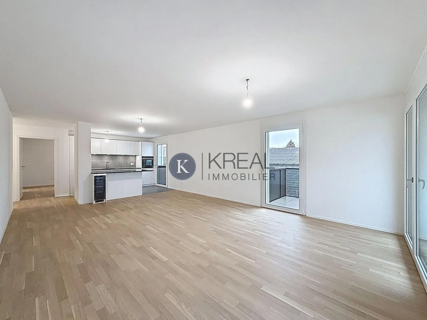 Modernes 4.5-Zimmer-Apartment mit Balkon - Foto 2 von 11