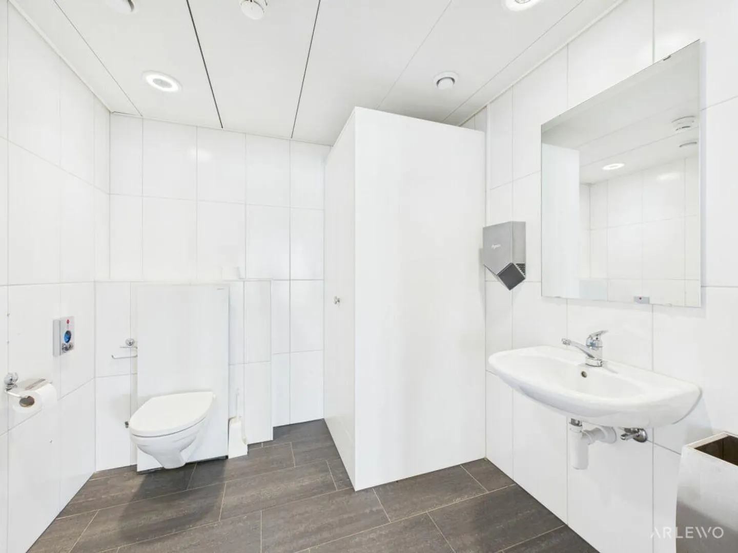 Büroattikageschoss mit grosser Terrasse - Foto 8 von 18