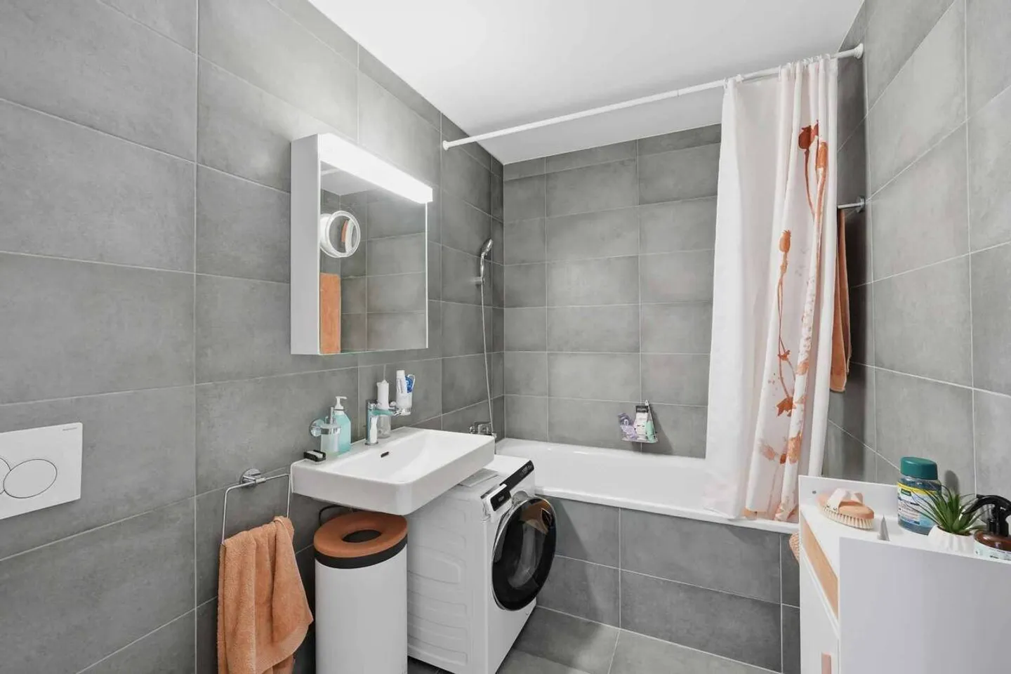 Schöne moderne Wohnung, ideal für Investitionen! - Foto 8 von 11