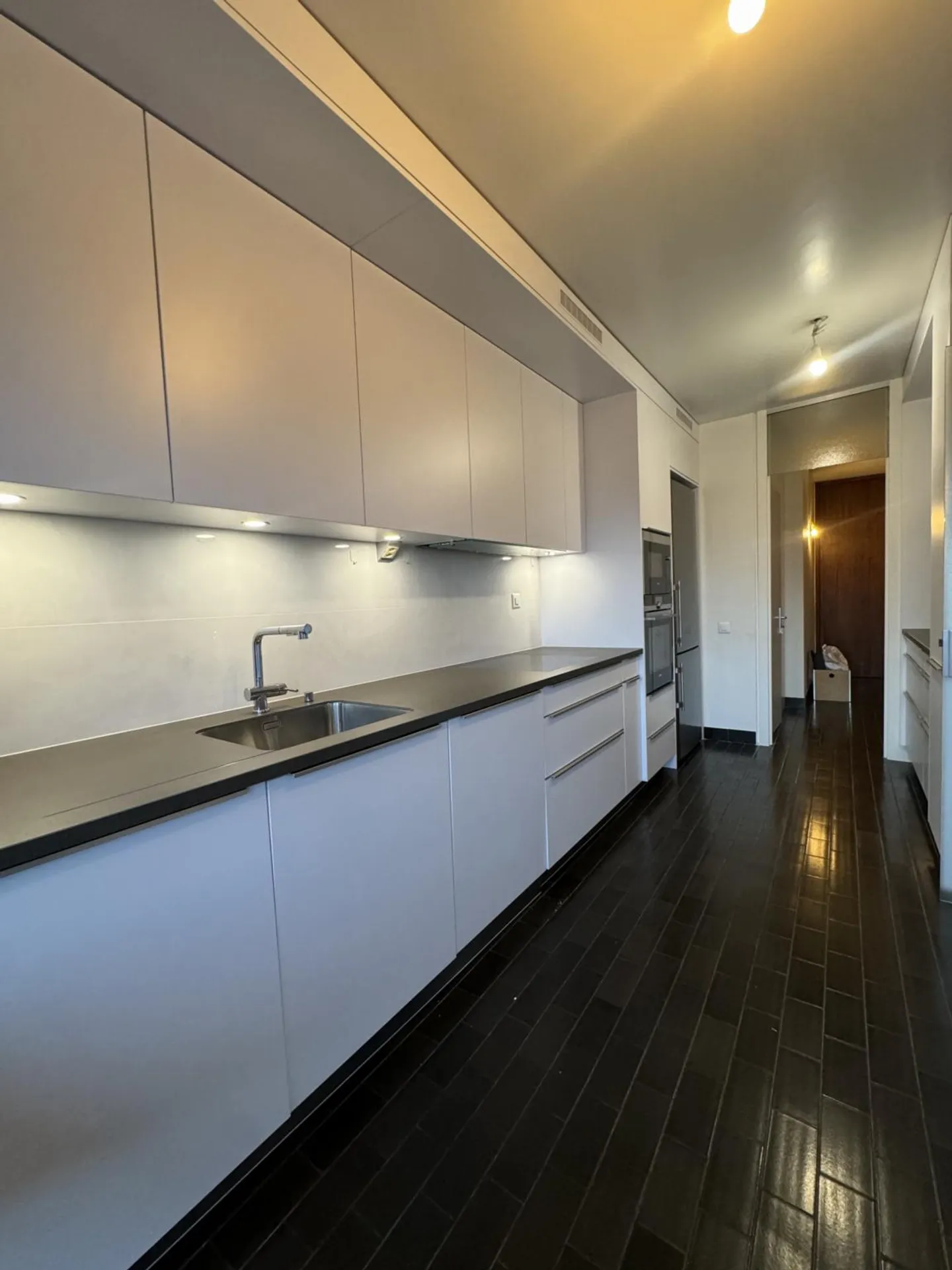 Superbo appartamento ristrutturato con balcone - Esclusiva - Foto 1 di 7