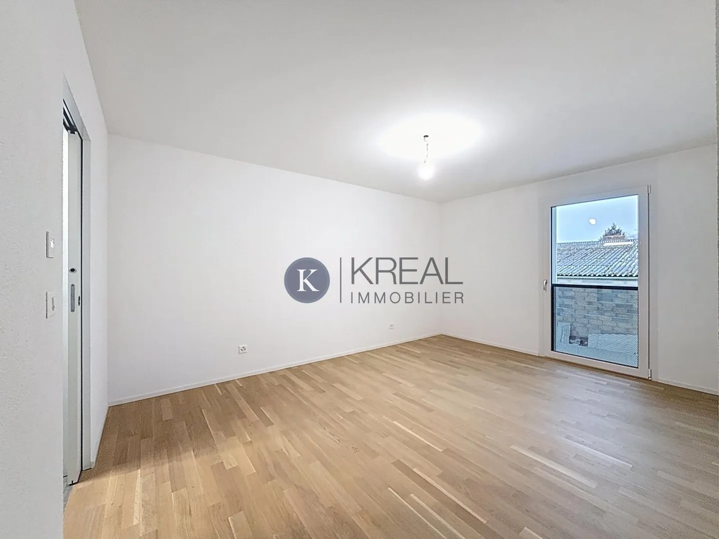 Modernes 4.5-Zimmer-Apartment mit Balkon - Foto 4 von 11