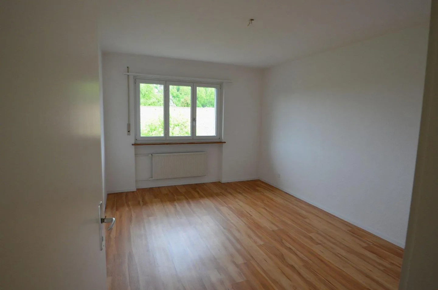 Living Comfort for Everyone: Discover Your Affordable Living Paradise - Photo 3 of 6