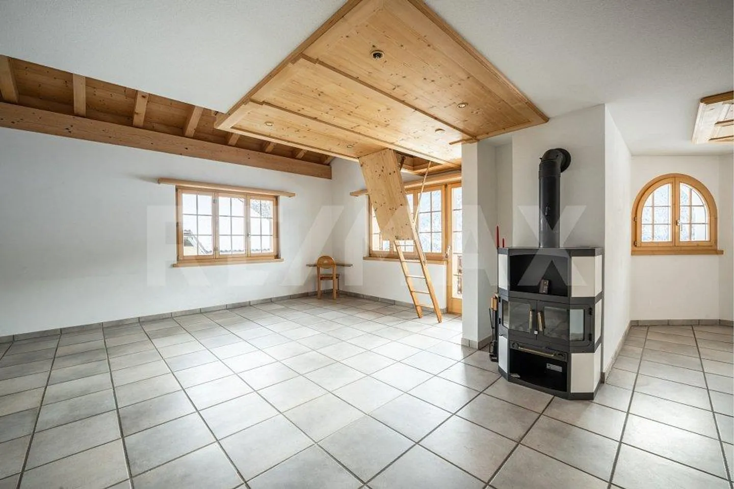 Appartamento attraente di 2,5 stanze con vista sulle montagne - Foto 4 di 10