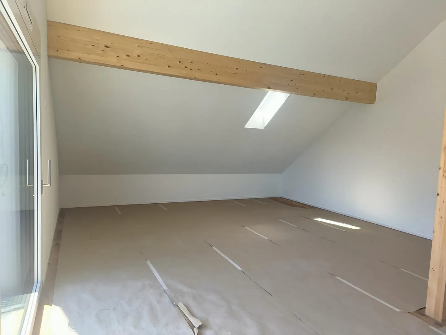 Appartamento molto generoso di 1,5 stanze (prima occupazione) - Foto 5 di 6
