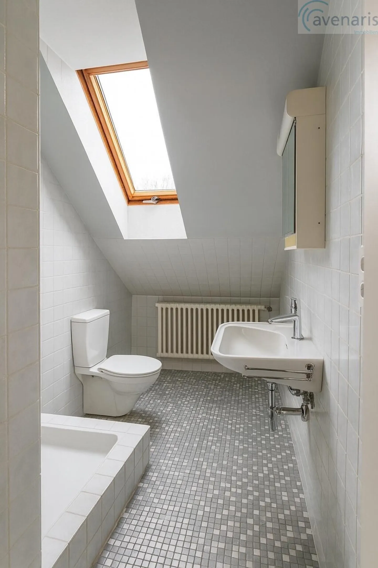 «5.5-Zimmer-REFH mit Potenzial in attraktiver Lage in Riehen» - Foto 8 von 14