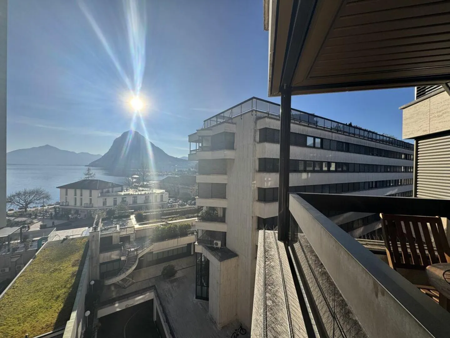 Magnifique appartement de 3,5 pièces avec vue sur le lac - Photo 2 sur 8