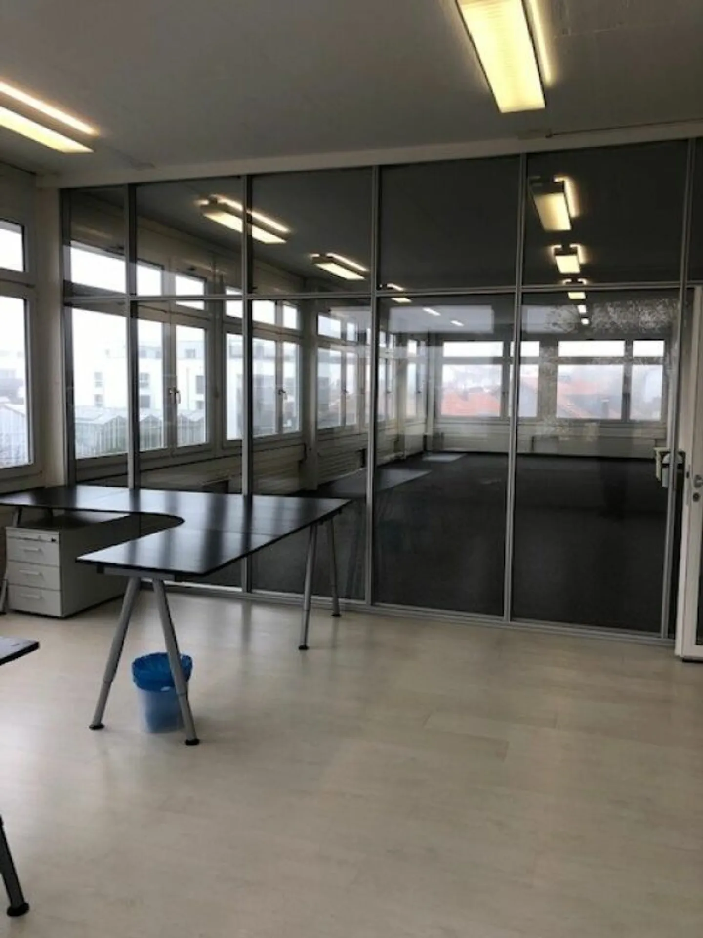 Office or studio spaces in a well-frequented commercial building - Photo 5 of 6