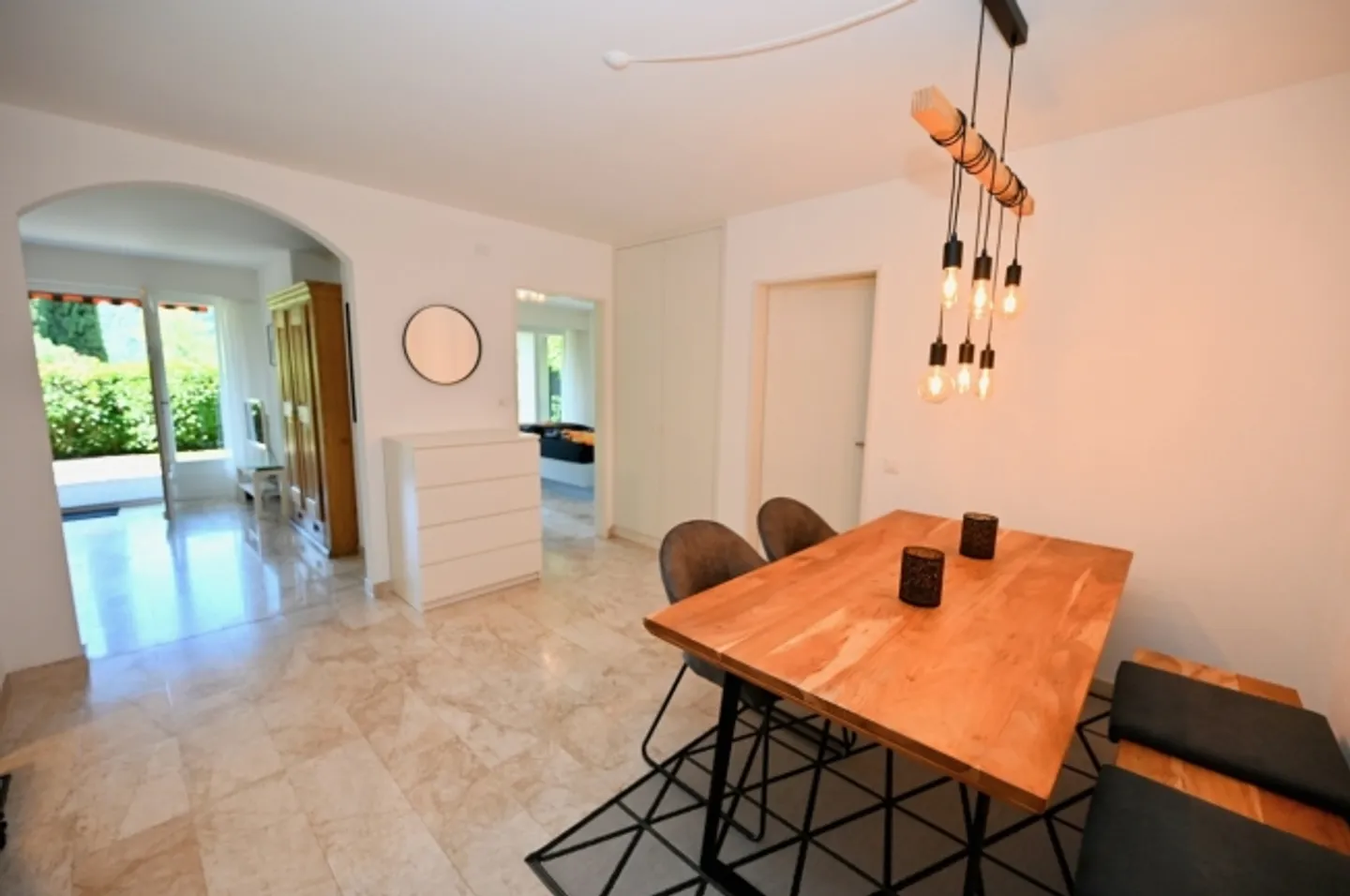 Casa vacanze - Vivere con una vista meravigliosa e un giardino - Foto 10 di 15