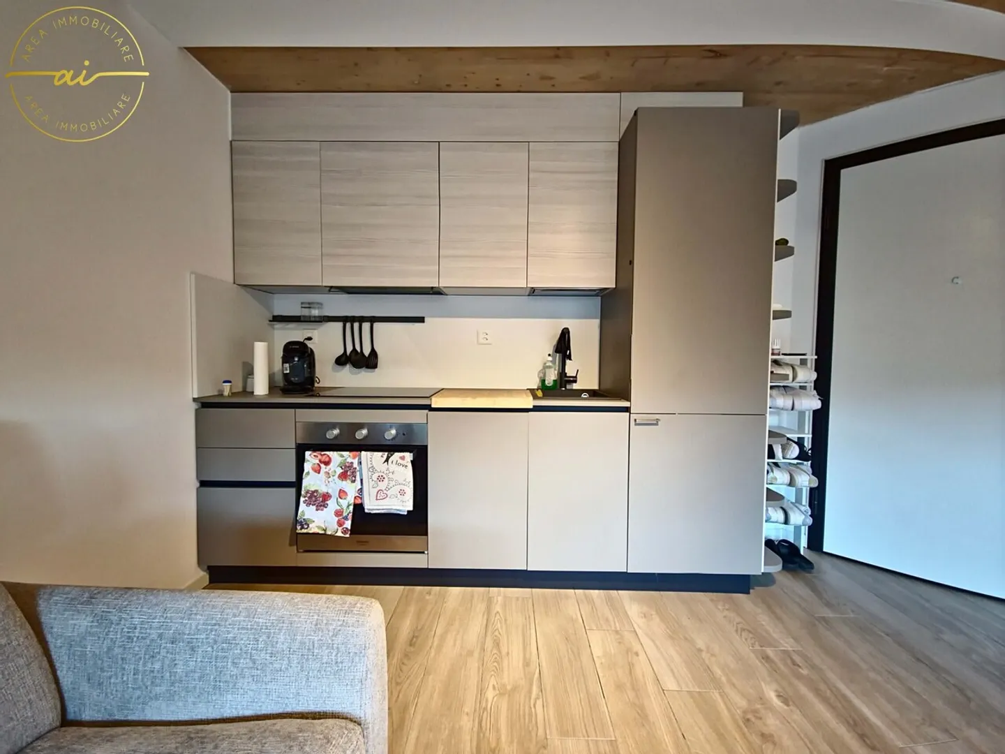 MODERNES STUDIO MIT GARTEN IN CADENAZZO - Foto 4 von 8