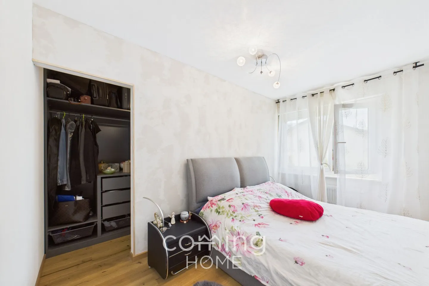 Unique 5.5-room apartment in Turtmann - Modern, spacious and perfectly located - Photo 7 of 14