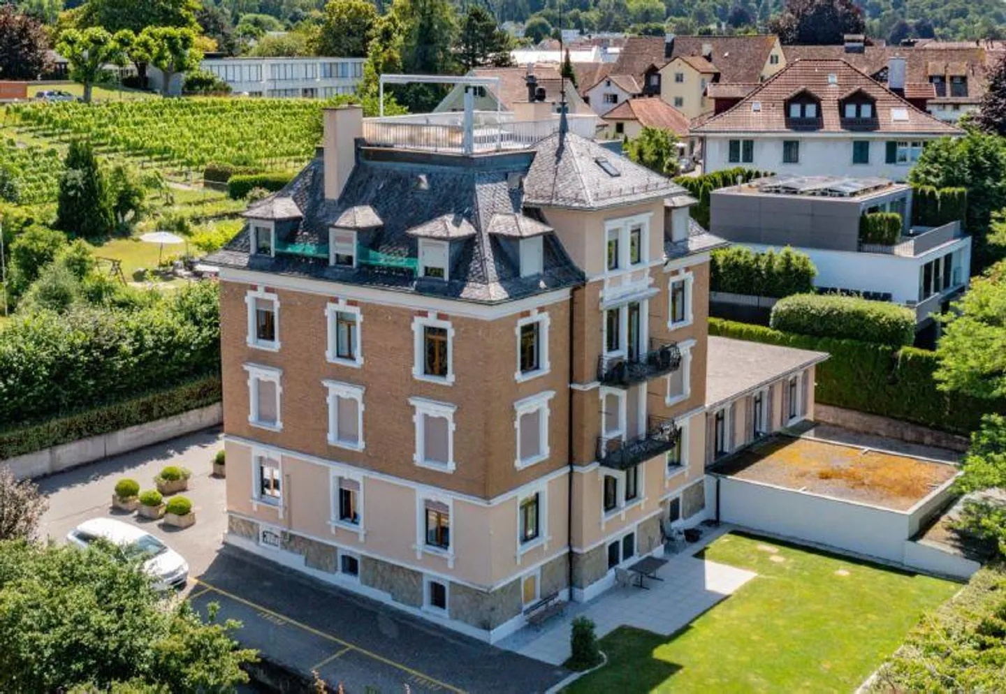 Charmante et spacieuse appartement de 3,5 pièces avec vue sur le lac à Zollikon - Photo 1 sur 5