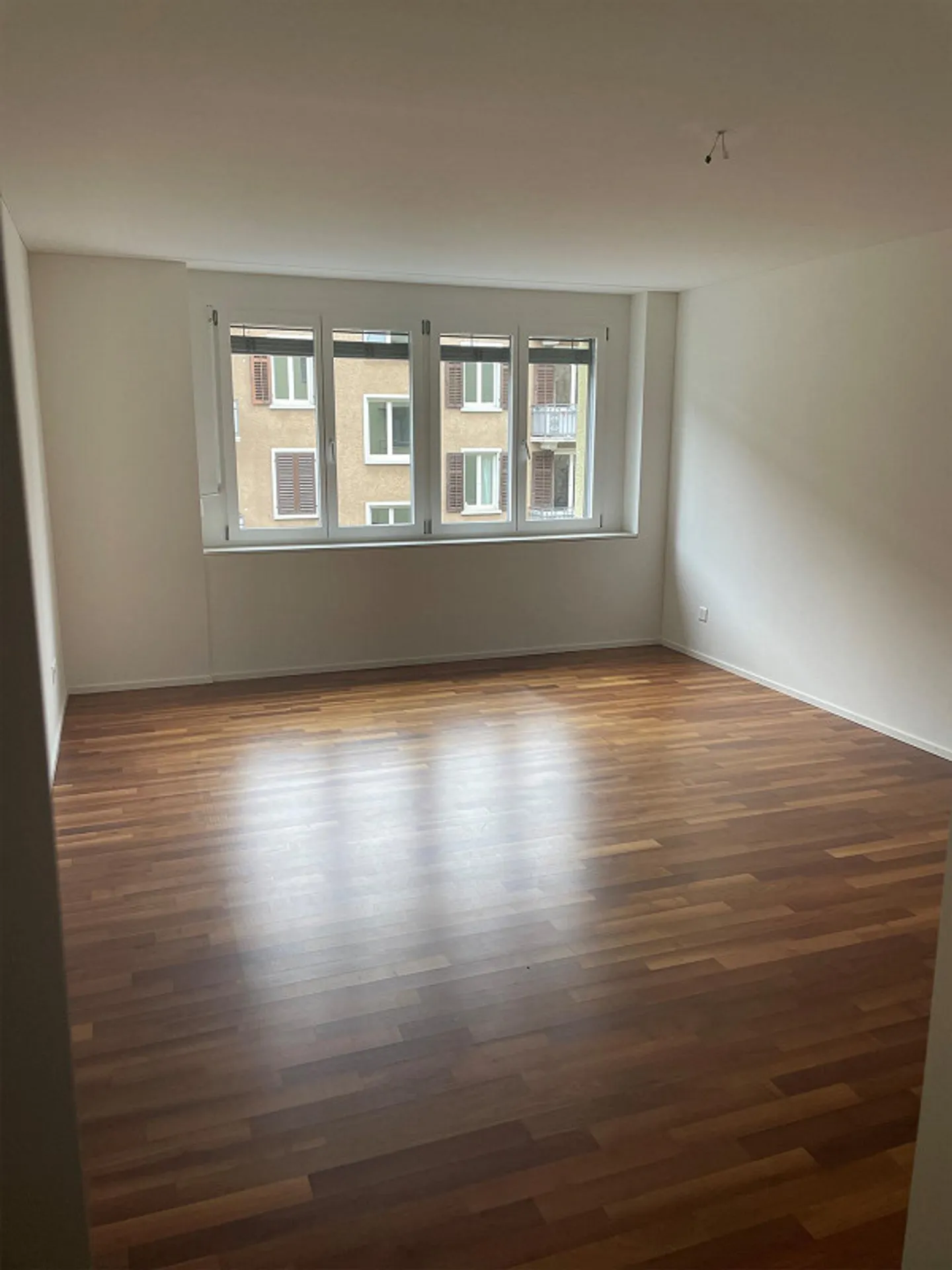 Exclusive 3.5-room apartment at Schaffhauserplatz - Photo 8 of 10