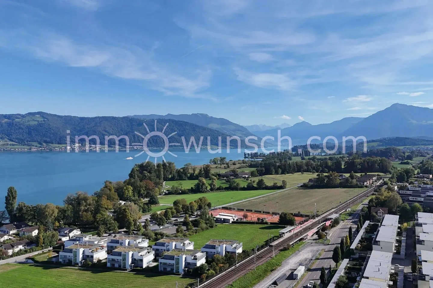Attractive 4 ½ Room Maisonette Apartment with Lake and Mountain View in H... - Photo 12 of 13