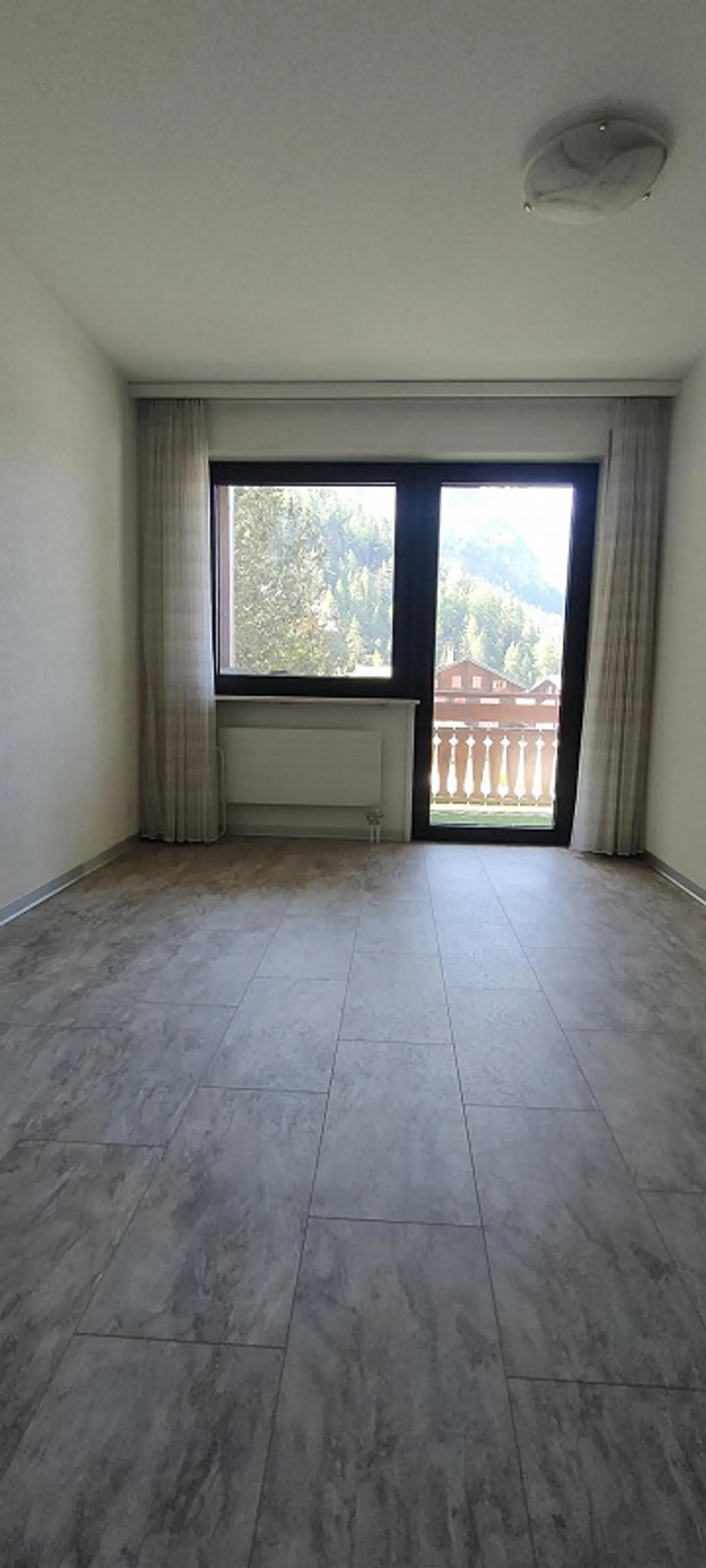 Appartamento 2.5 locali - Foto 2 di 4